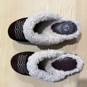 NWOT Penelope Chilvers Dark Brown Shearling Clogs